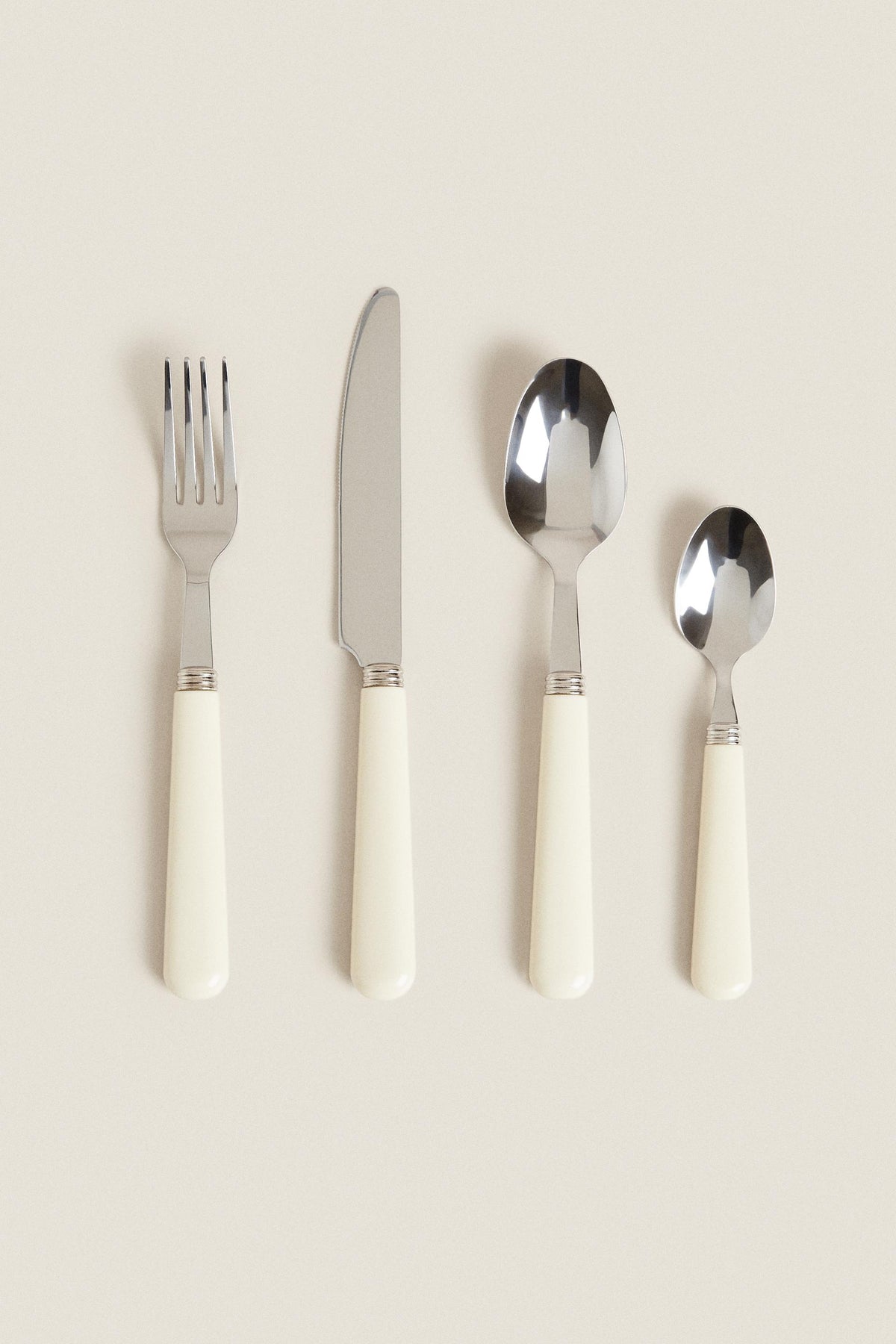 The Rosso Set- 4 Place Settings